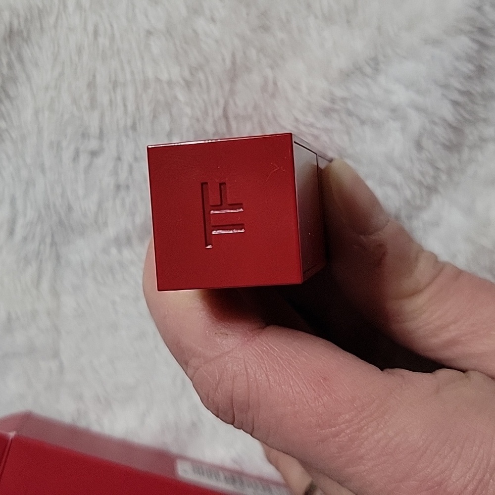 Tom Ford Lipstick Shade 100 100 NWT - Picture 7 of 9